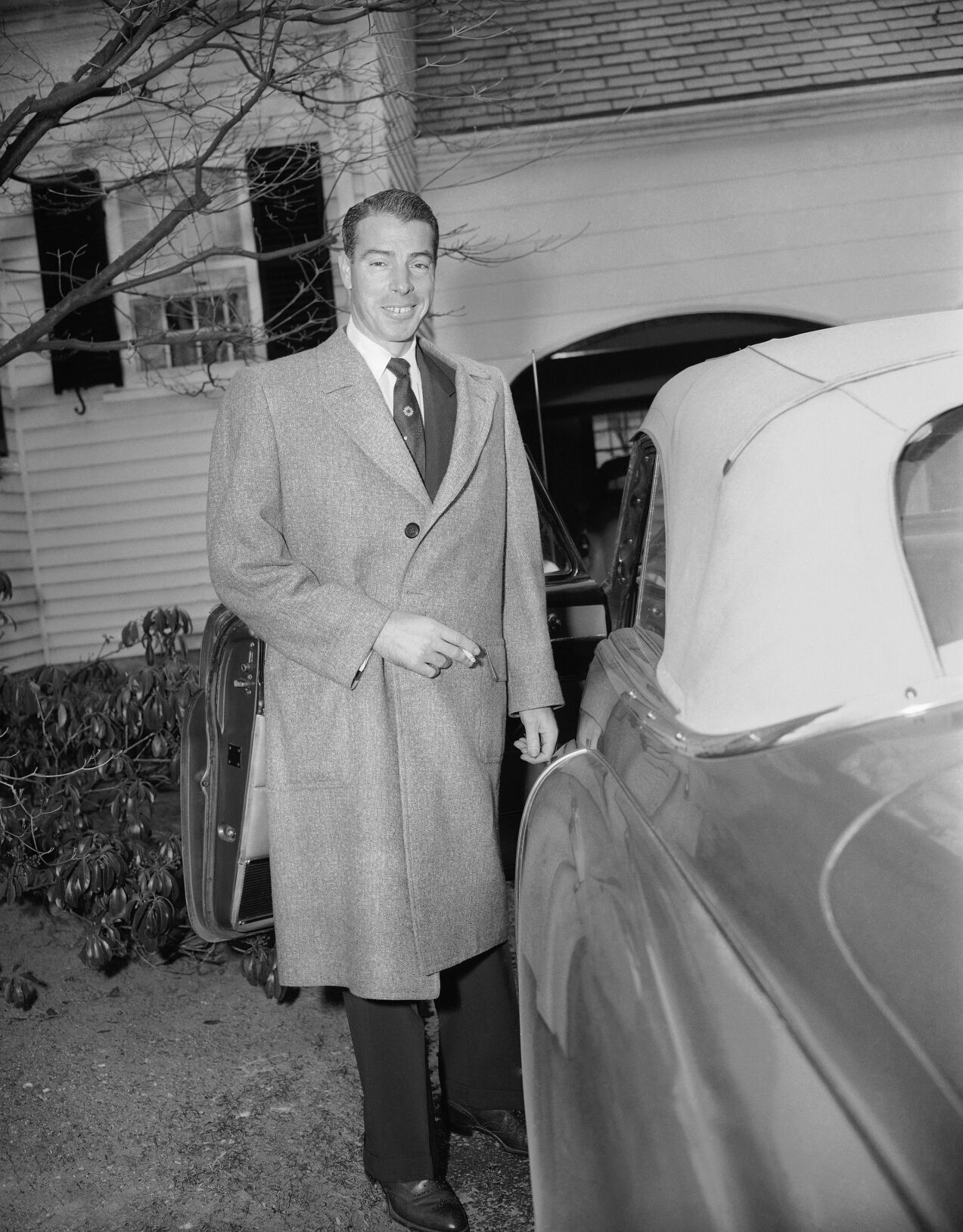 1955: Joe DiMaggio is elected to the Baseball Hall of Fame